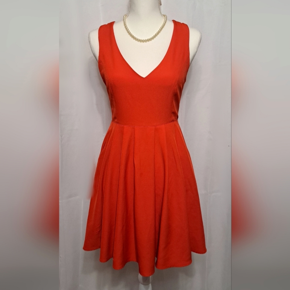Red Mid Dress V Neck with Back Details A-line Skirt